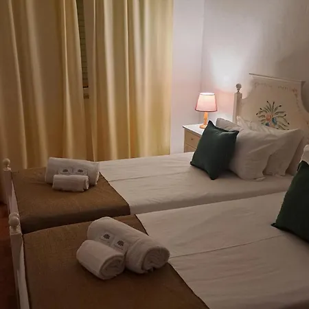 Senhora Da Rocha Apartman