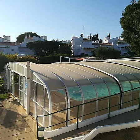 Senhora Da Rocha *