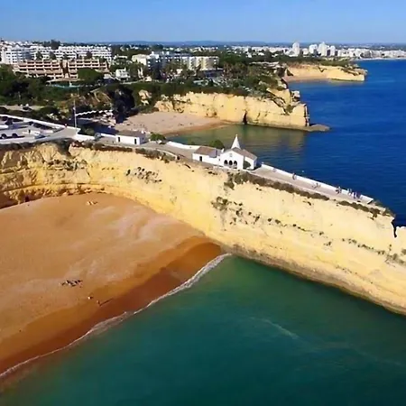 Senhora Da Rocha アパート *